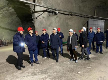 徐磊到江垭电站开展春节前检查慰问