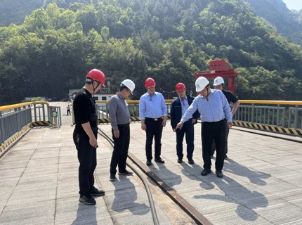 公司领导赴江垭水库督导防汛备汛工作