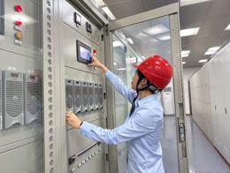 巾帼绽芳华 匠心写青春