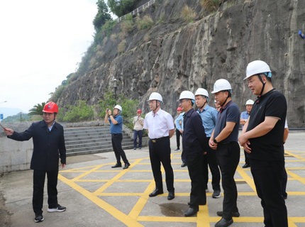 郭碧勋检查皂市水库防汛备汛工作